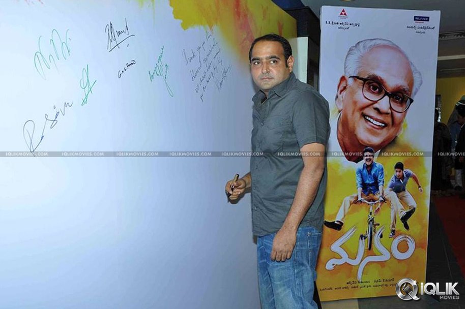 Manam-World-Premiere-show-Photos
